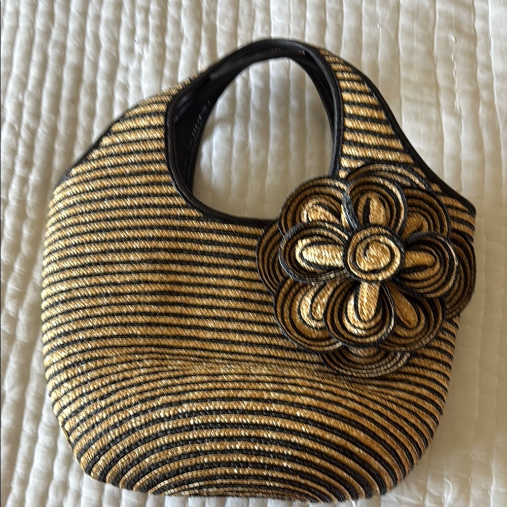 Kate Spade NY Lawn Party Bitsy Elegant Straw and Black Striped Women's Bag
